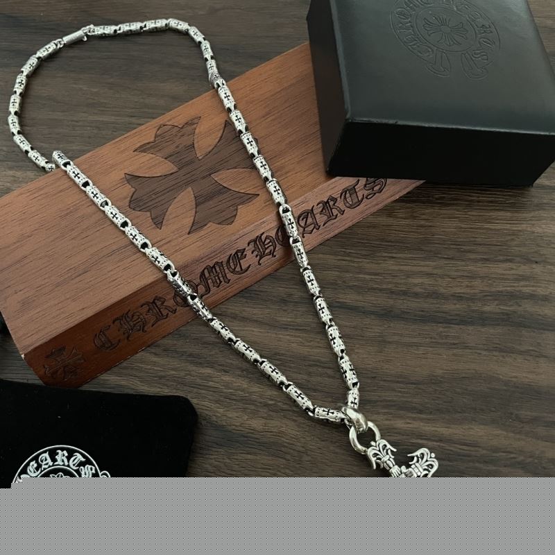 Ch**me He**ts necklaces